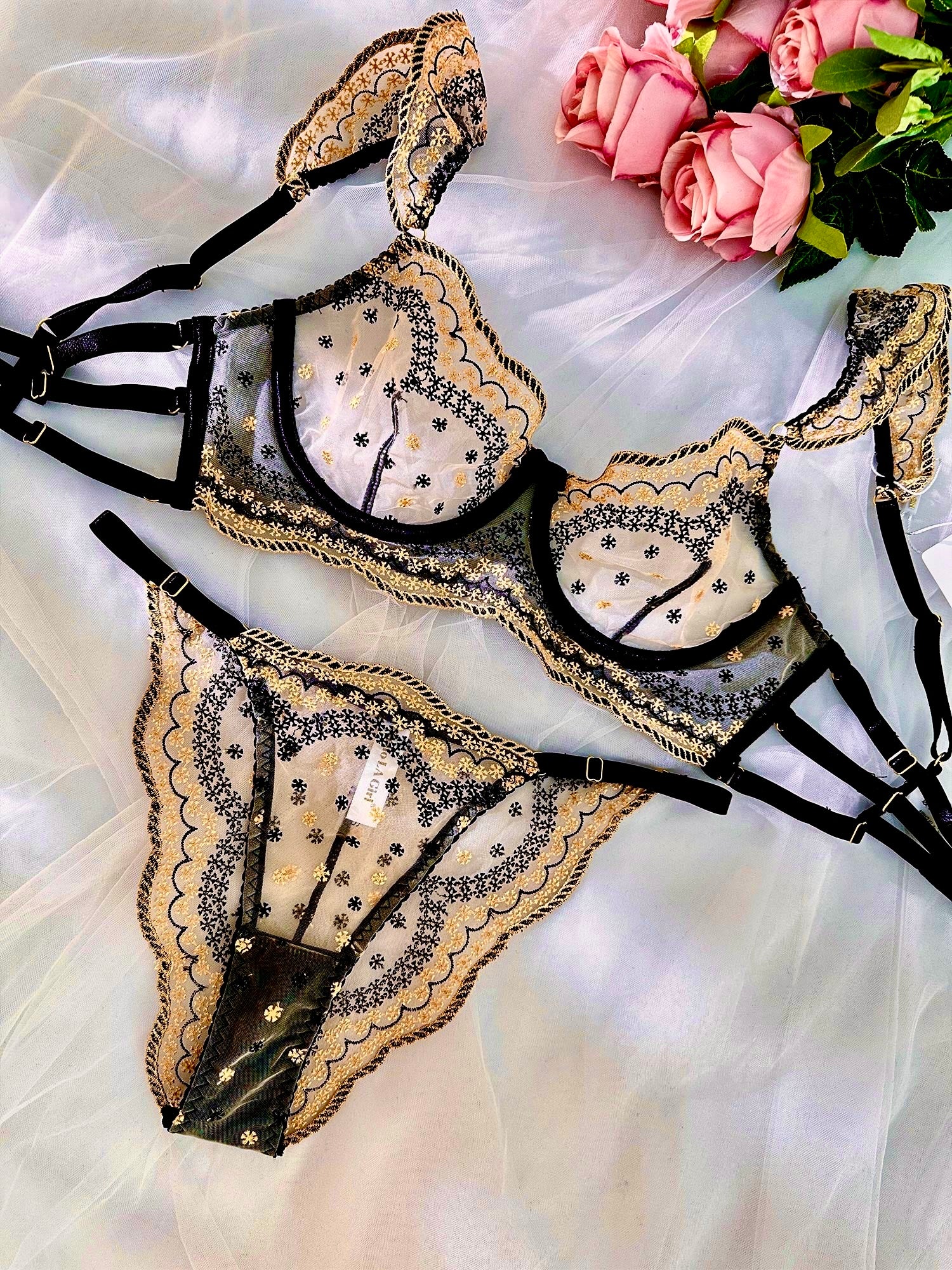 Black&Gold Luxury Lace Embroidered Lingerie Set - Image 11