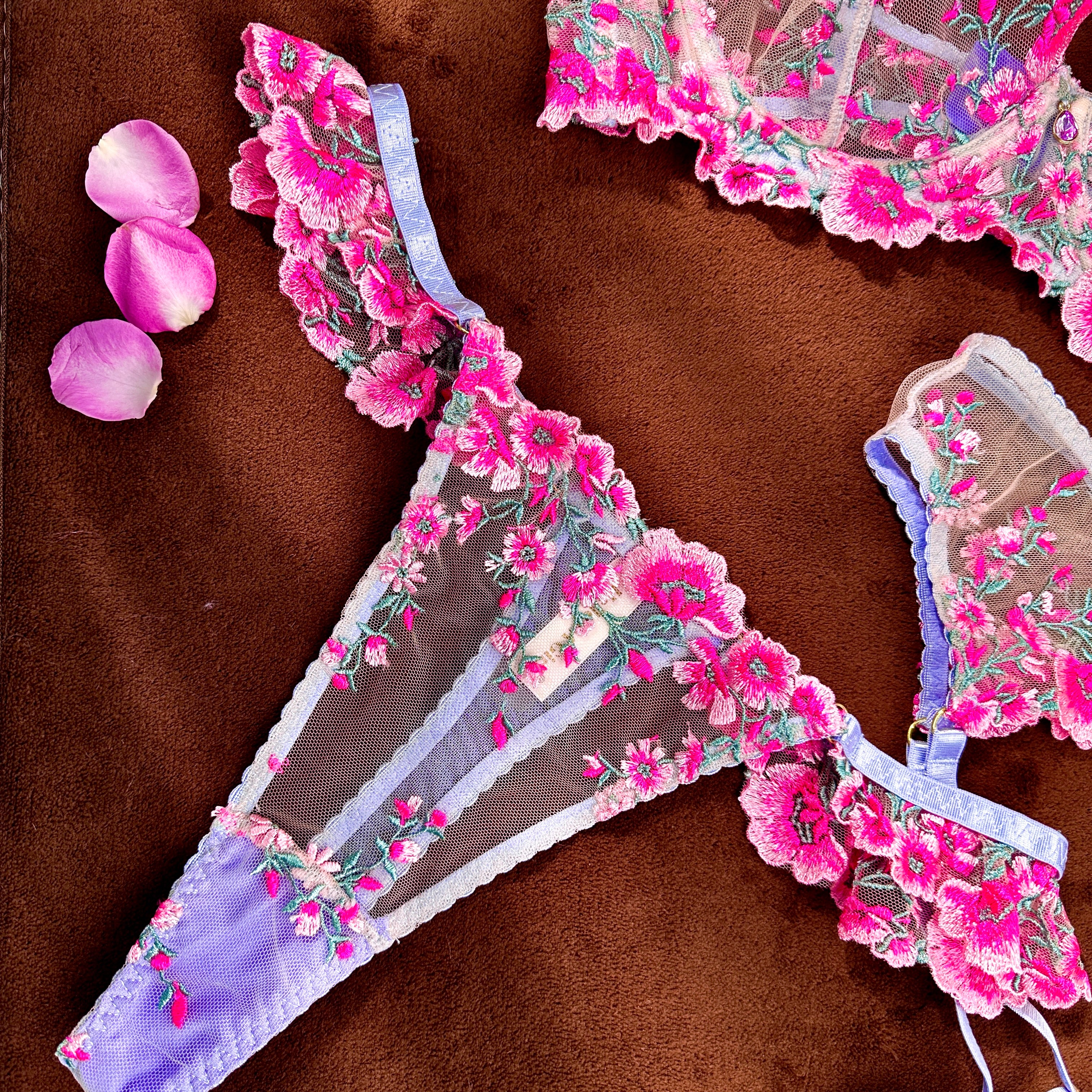 Fantasy Pink Bloom Embroidery Lingerie Set - Image 24