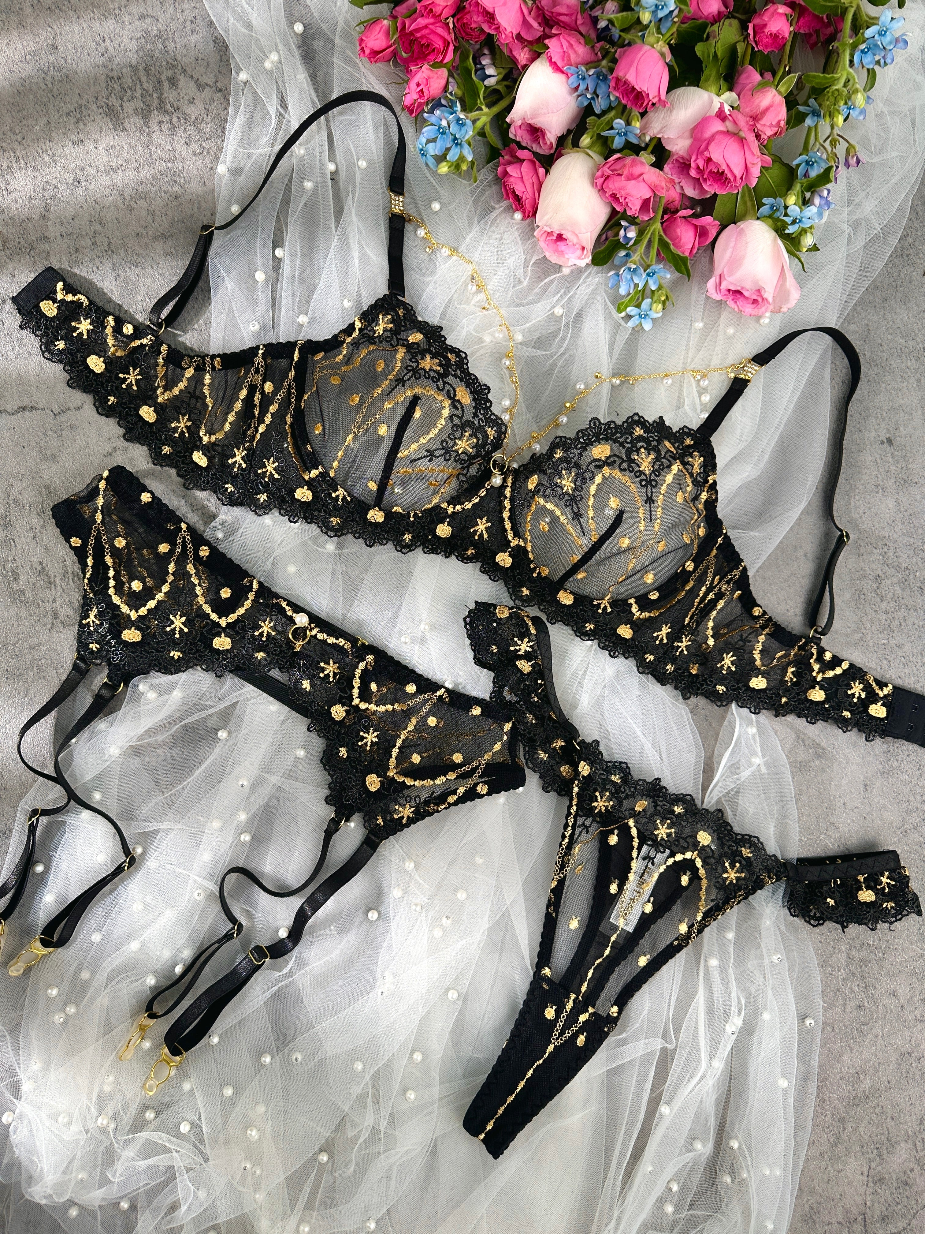 Opulent Lace Pearl-Embellished Lingerie Set - Image 18