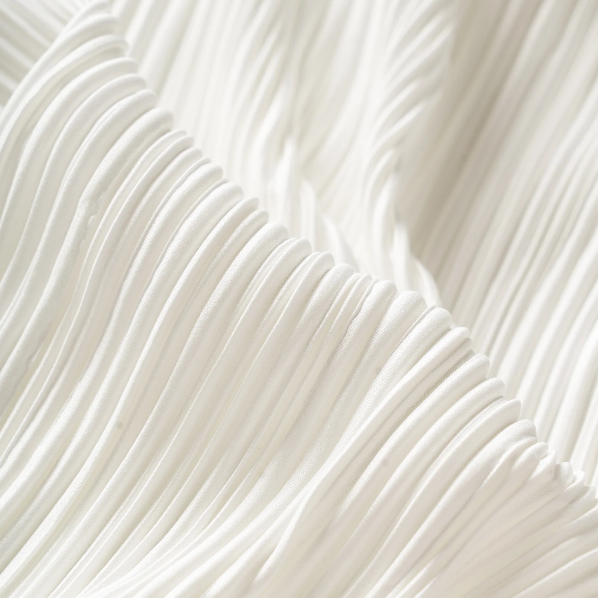 White Solid High Waist Pleated Wide-Leg Pants - Image 5
