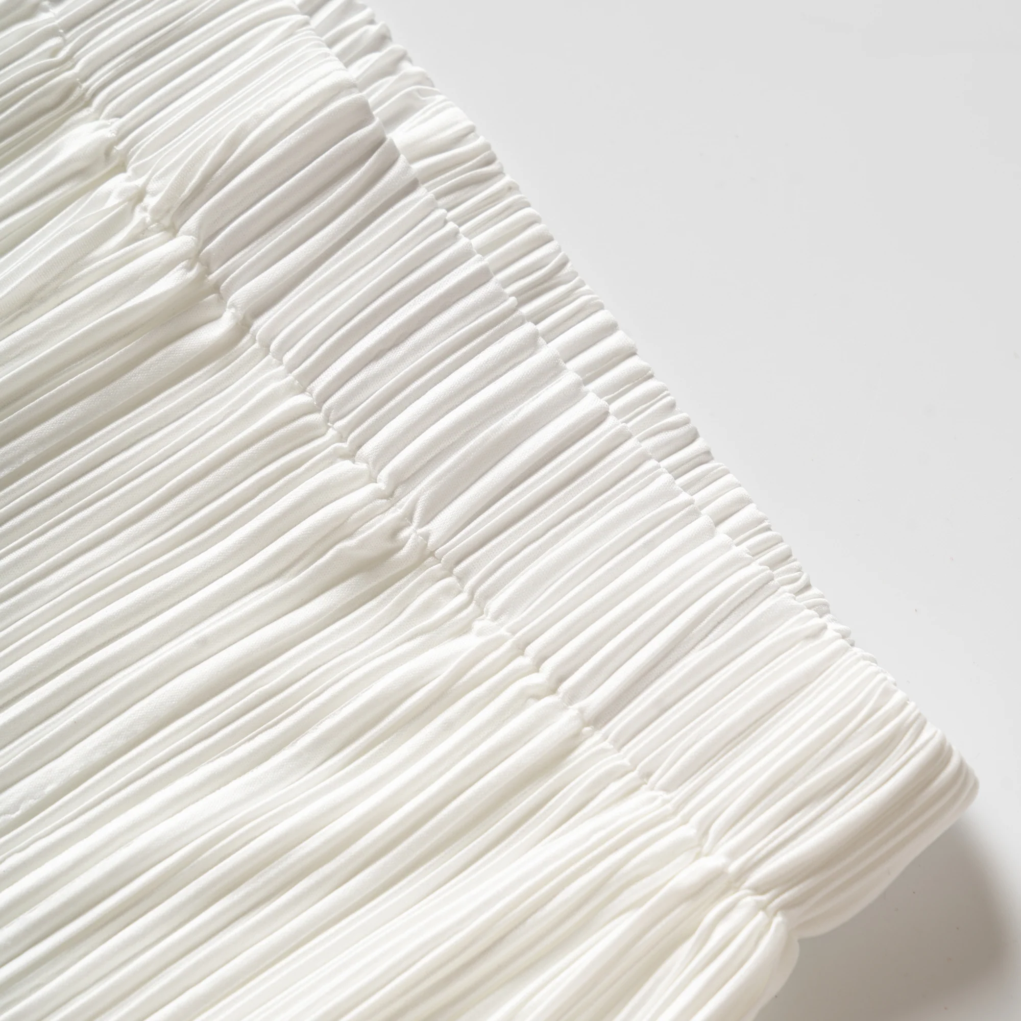 White Solid High Waist Pleated Wide-Leg Pants - Image 6